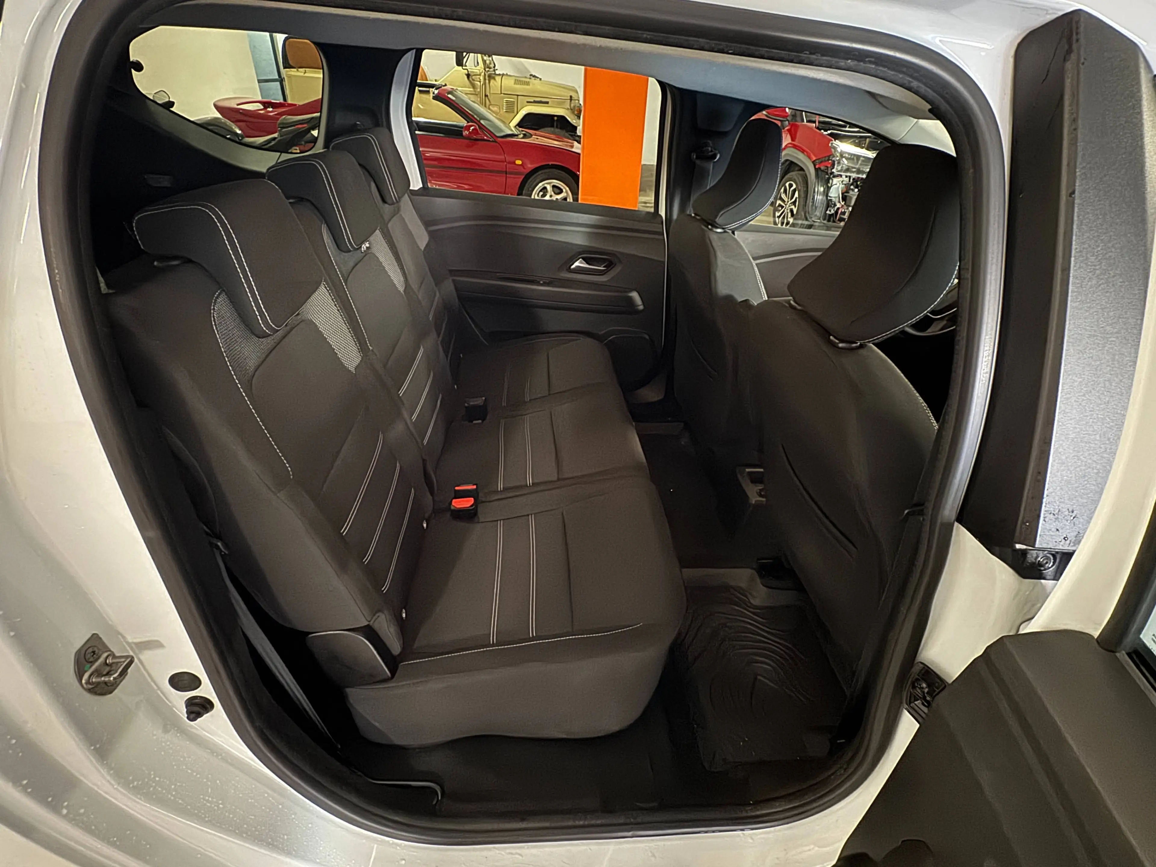 Dacia Jogger Comfort TCe 110 — photo 11