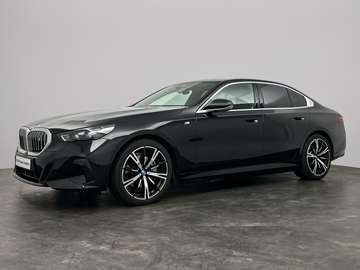 sedan eDrive40 84 kWh M-Sport | Trekhaak | 20 inch