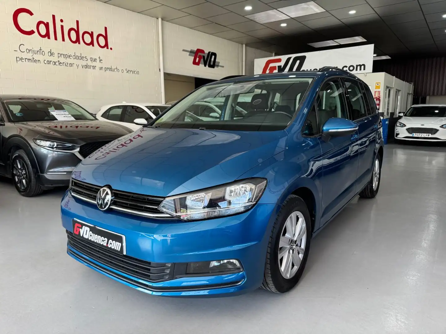 Volkswagen Touran 2.0TDI Business 90kW Azul - 1