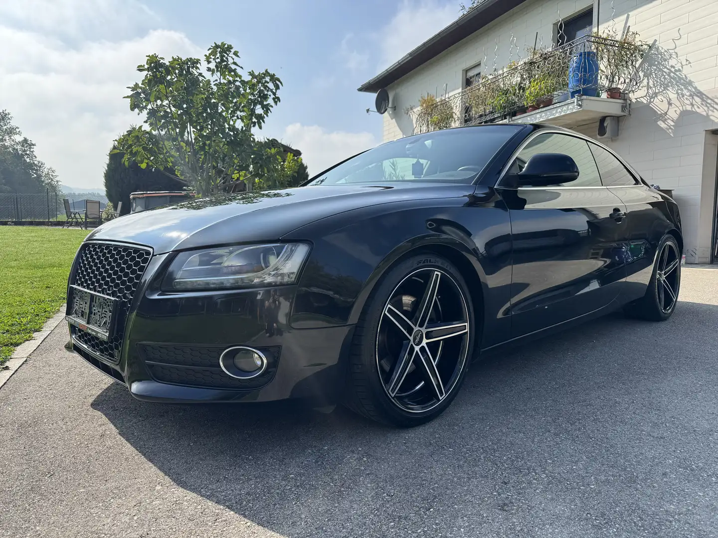 Audi A5 Coupé 2,0 TDI DPF Schwarz - 1