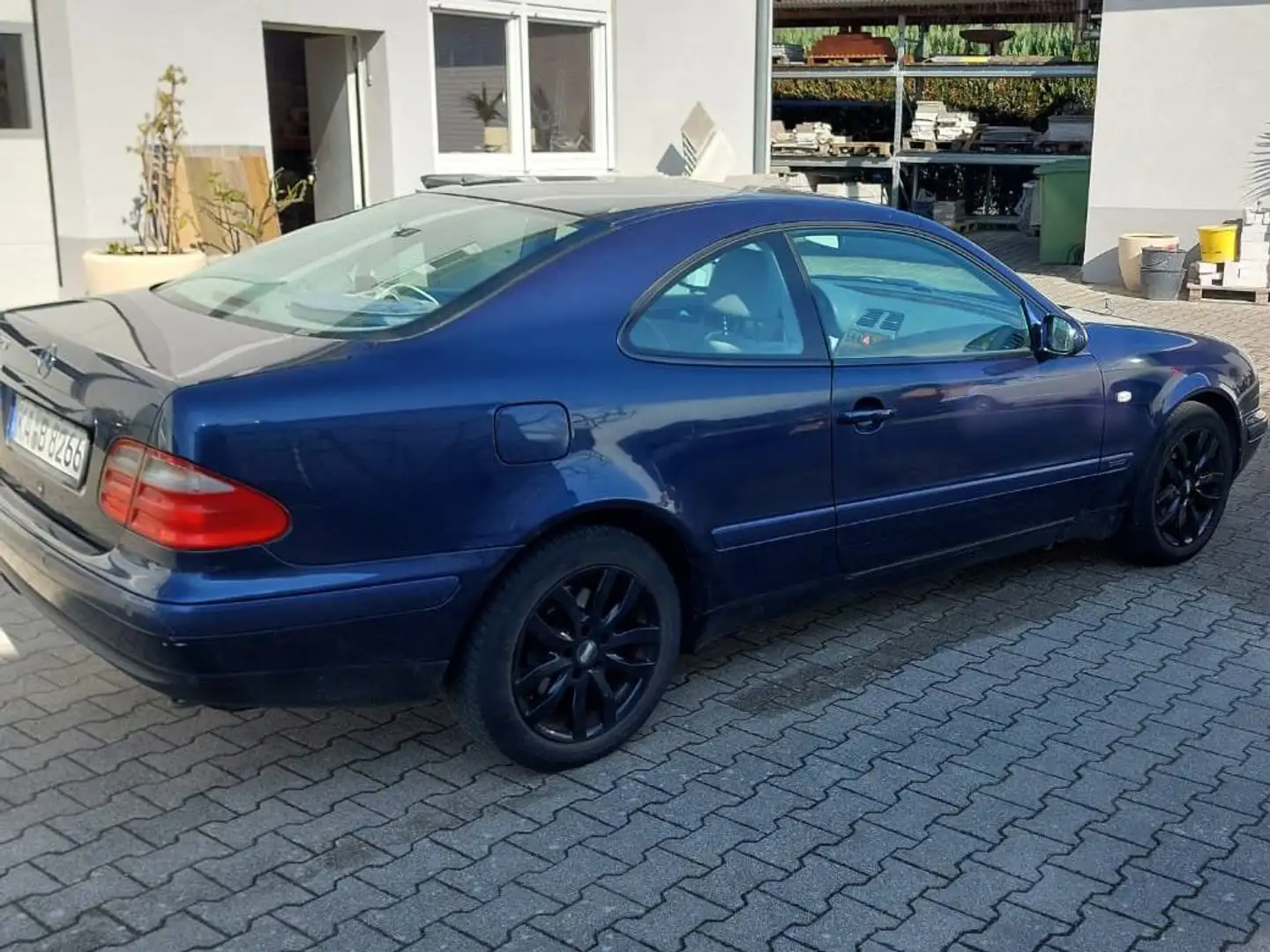 Mercedes-Benz 320 320 CE Albastru - 2