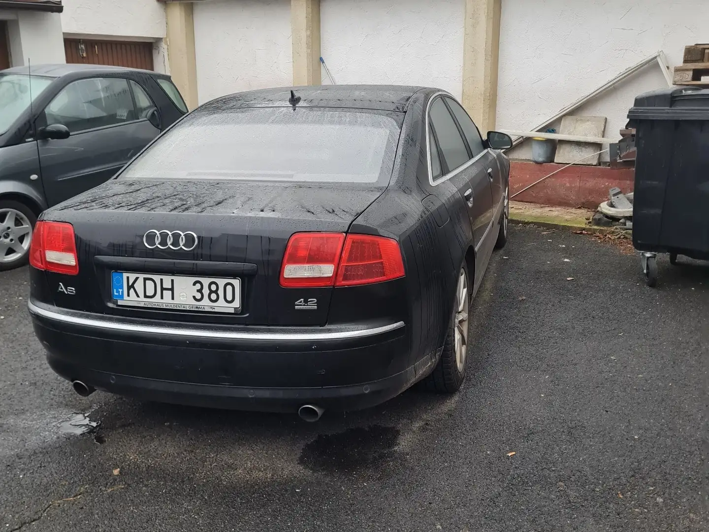 Audi A8 4.2 quattro crna - 2