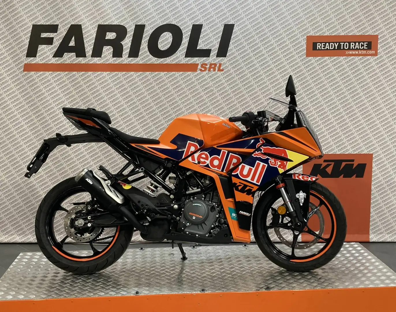 KTM RC 390 - 1