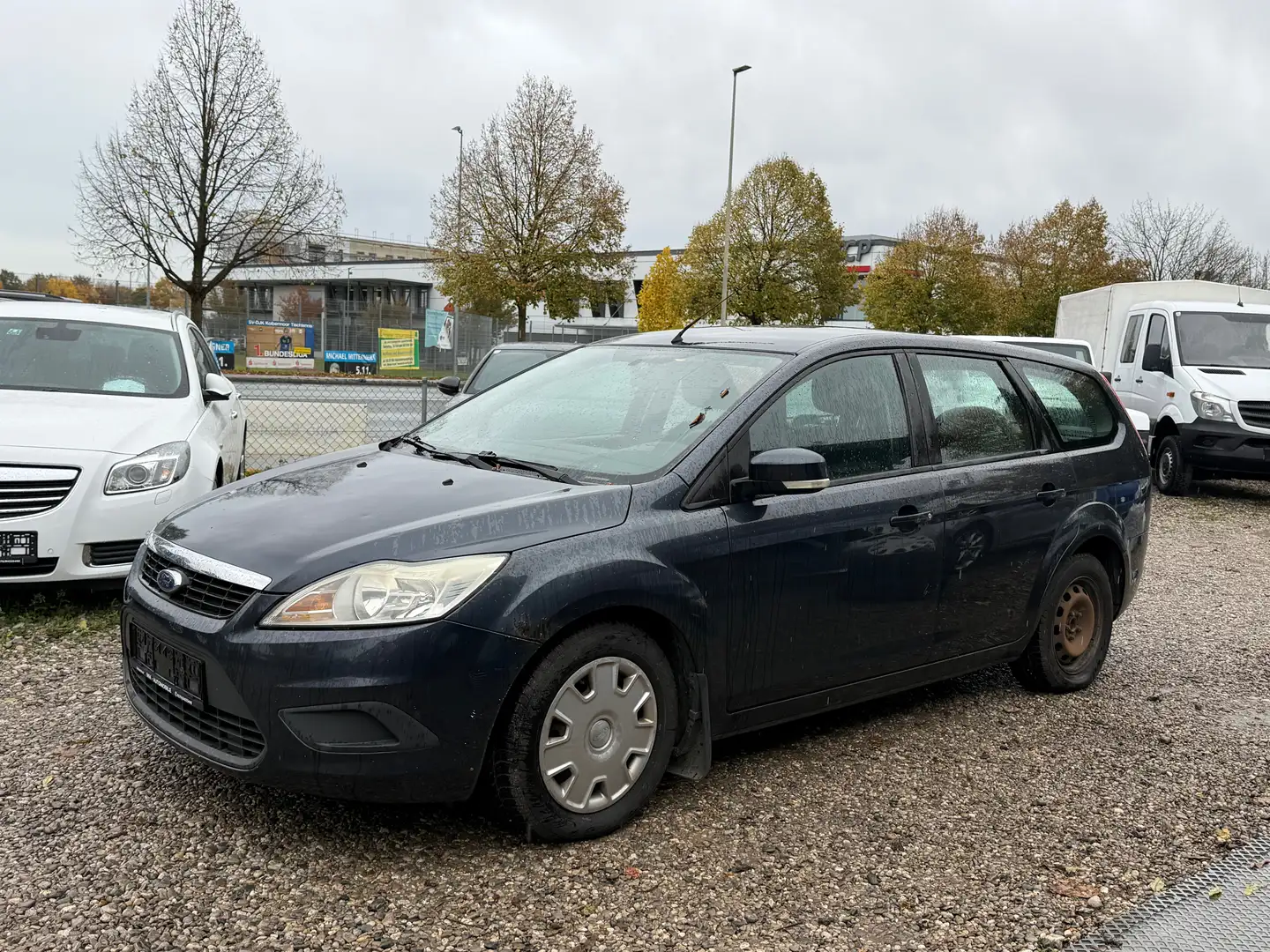Ford Focus Style Grau - 1