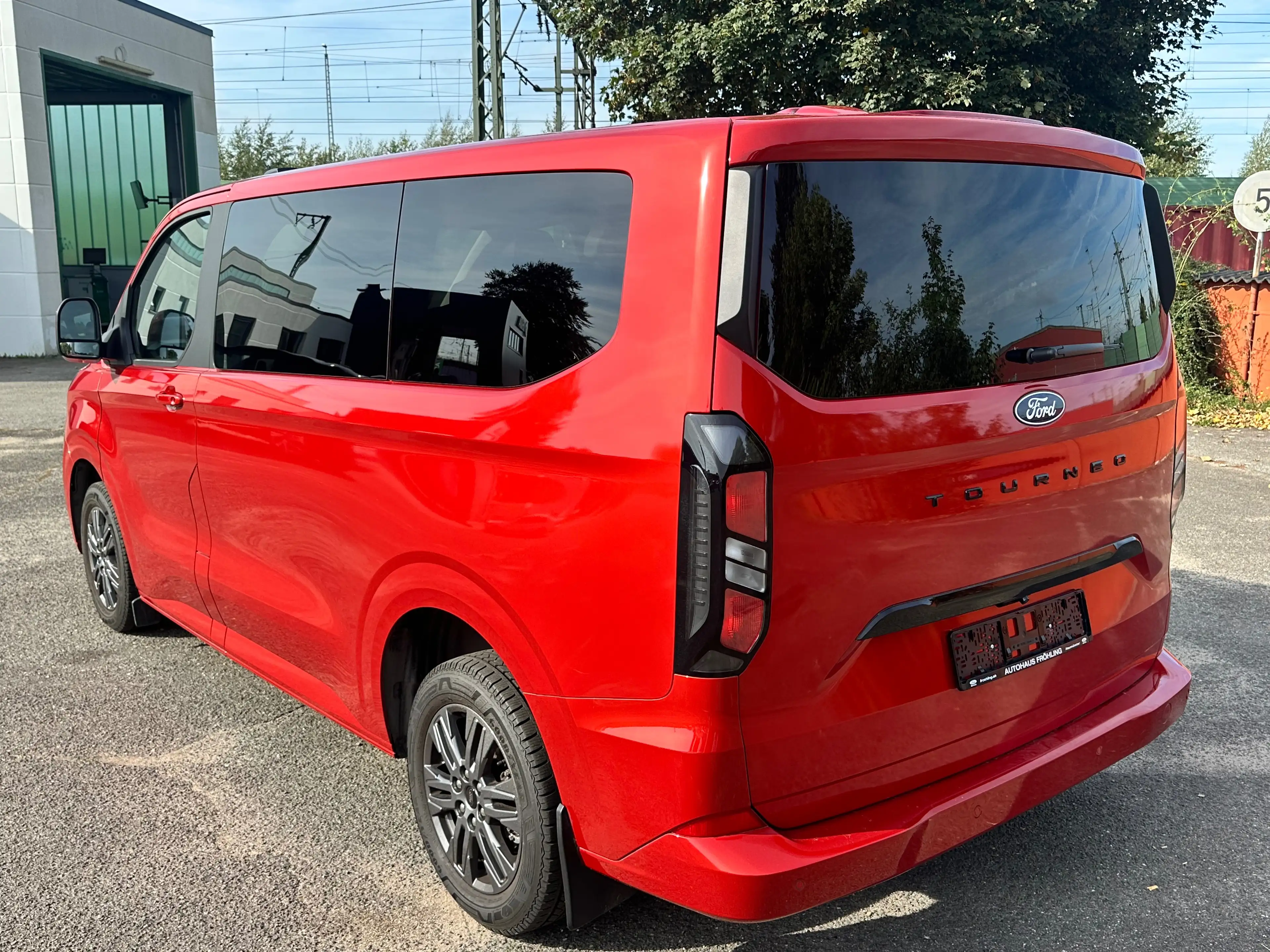 Ford Tourneo Custom L1 Tourneo Titanium — photo 6