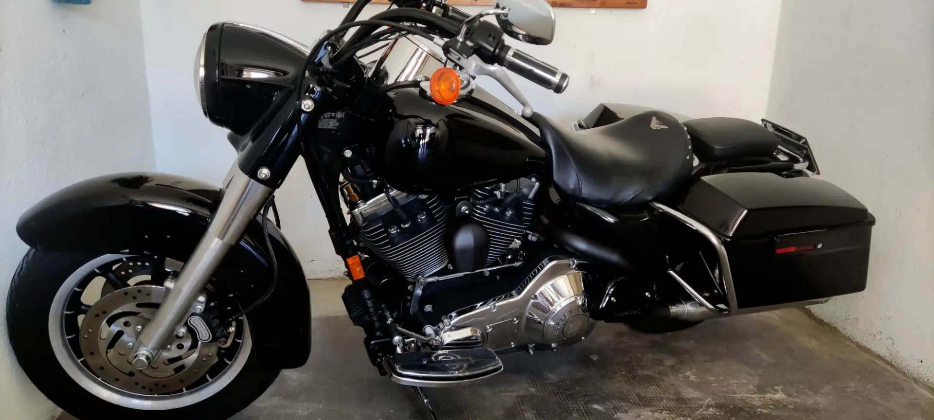 Harley-Davidson Road King molti accessori,sella, pedane, manubrio e altro Nero - 1