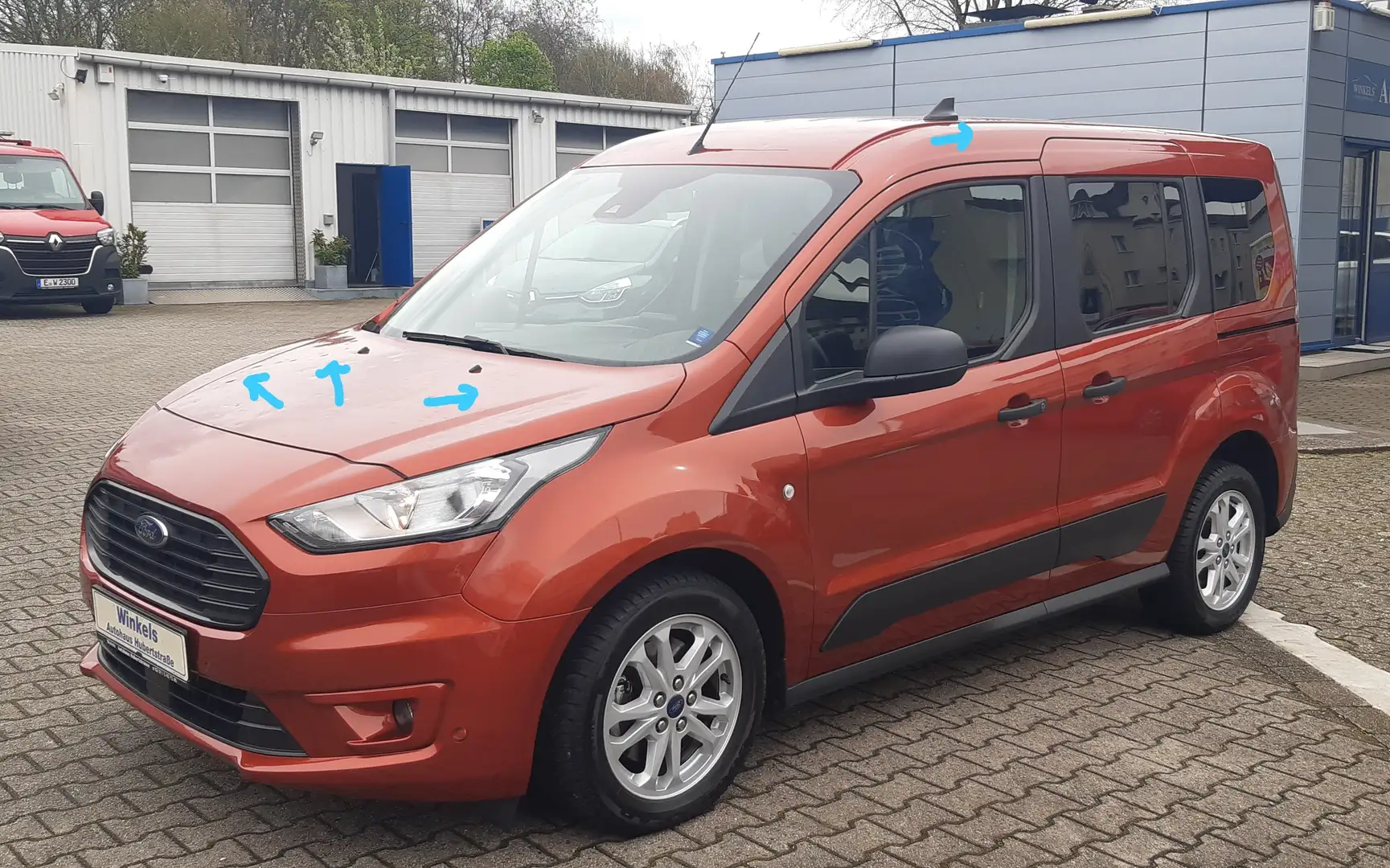 Ford Tourneo Connect Klimaaut-Navi-Kamera-Alu-Sitzhg-ACC-1Hd-DAB-Spur Orange - 1