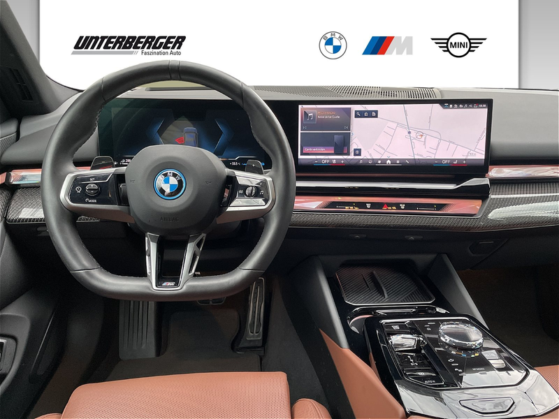 BMW 550 e xDrive M Sportpaket Pro // elektr. Anhängerkuppl — photo 7