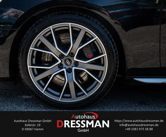 Audi S4 view 7