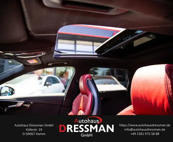 Audi S4 view 10