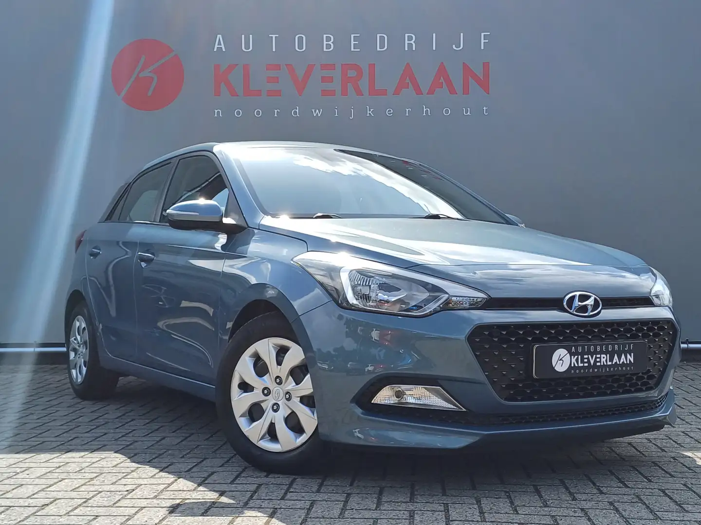 Hyundai i20 1.2 LP i-Drive Cool | AIRCO | BLUETOOTH |  Wij bie Blauw - 1
