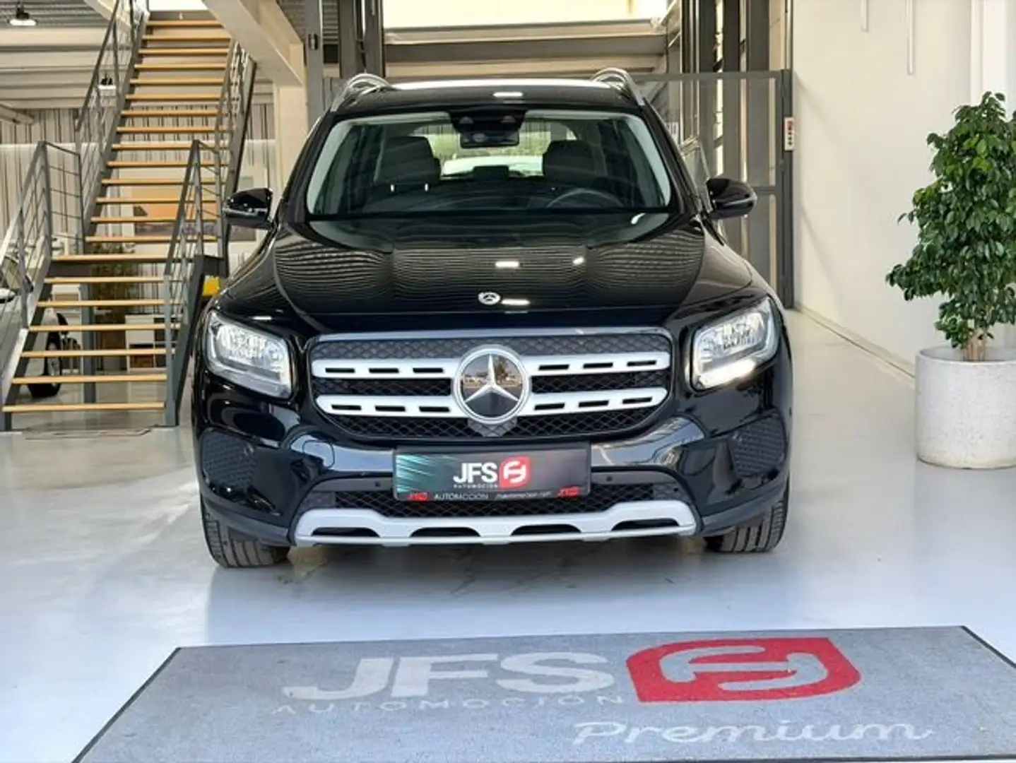 Mercedes-Benz GLB 200 2.0 CDI 115 CV Automático Negro - 2