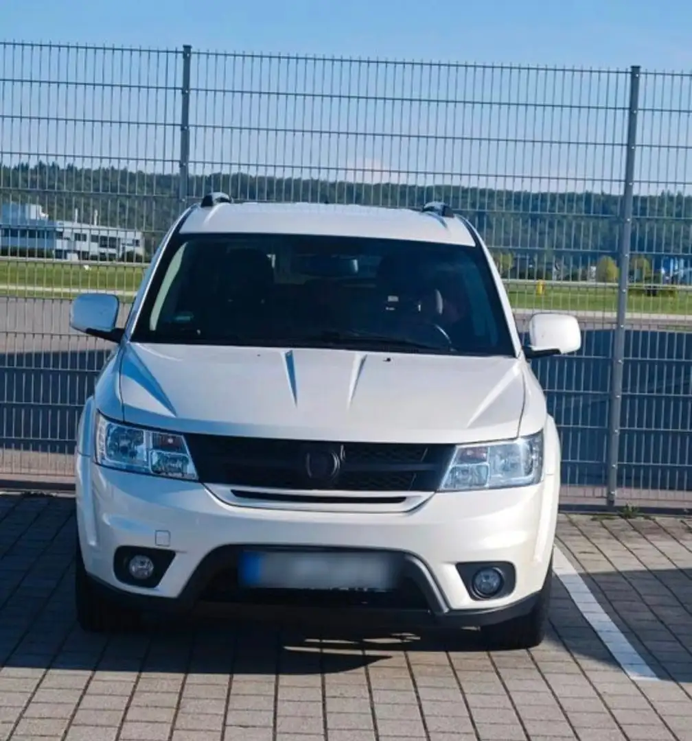 Fiat Freemont 2.0 Multijet 16V DPF Automatik Allrad Lounge - 1