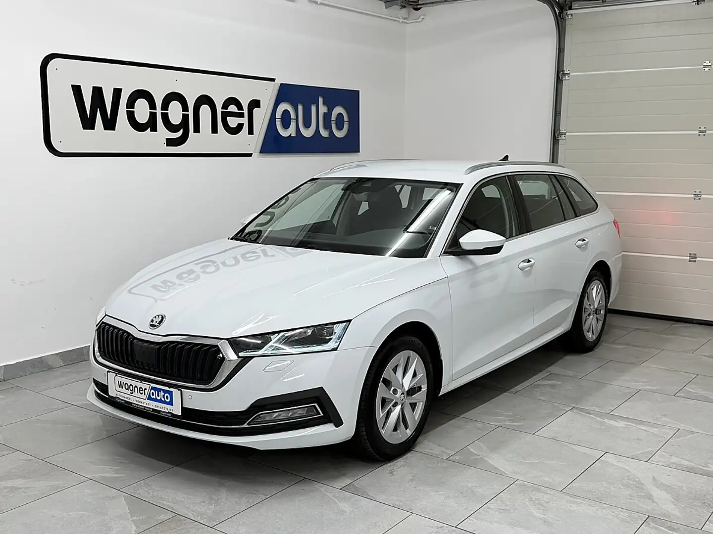 Skoda Octavia Combi 2,0 TDI Style DSG.Matrix LED/ACC/Navi/RFK Weiß - 2