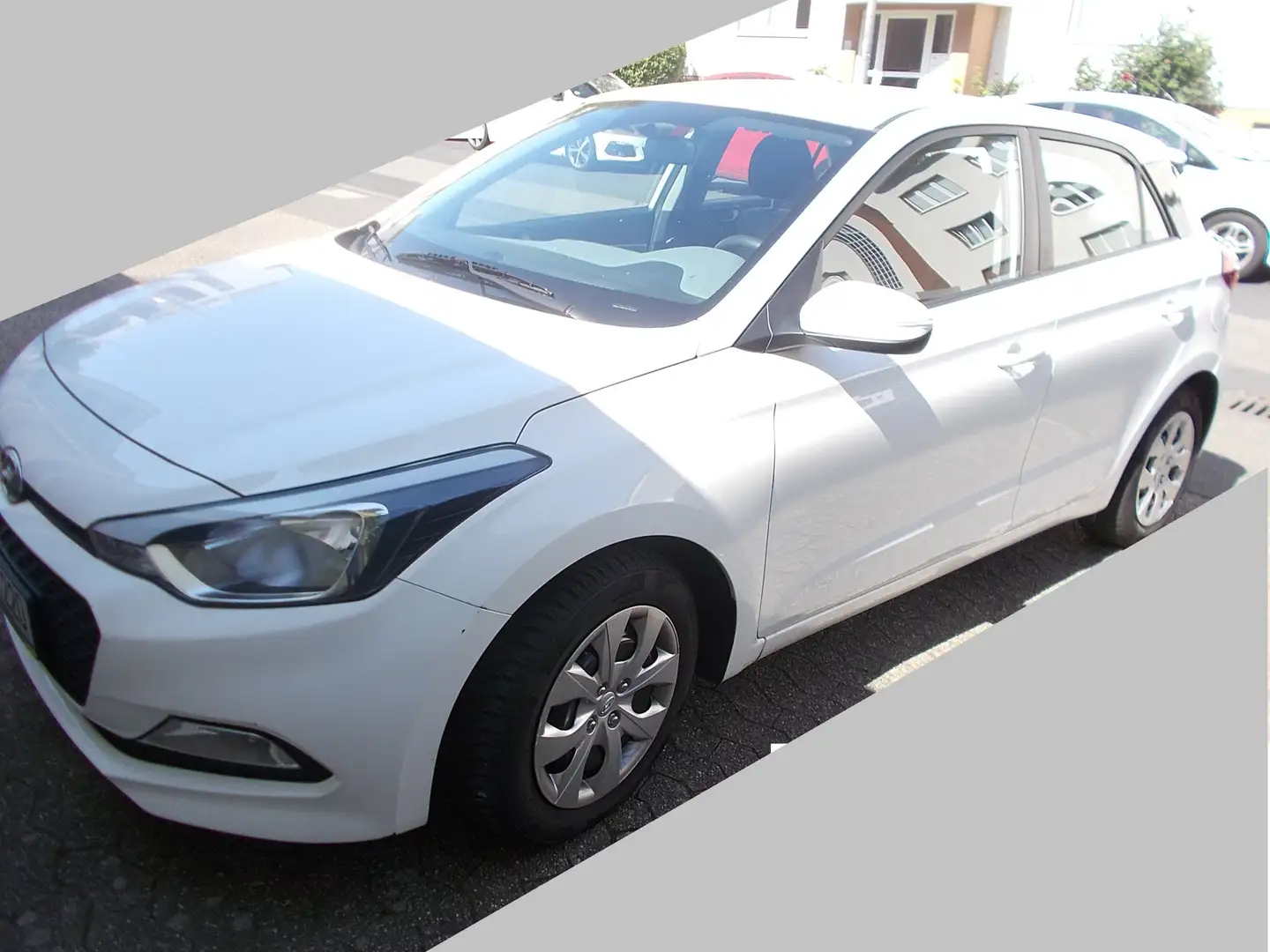 Hyundai i20 i20 1.2 Classic Weiß - 2