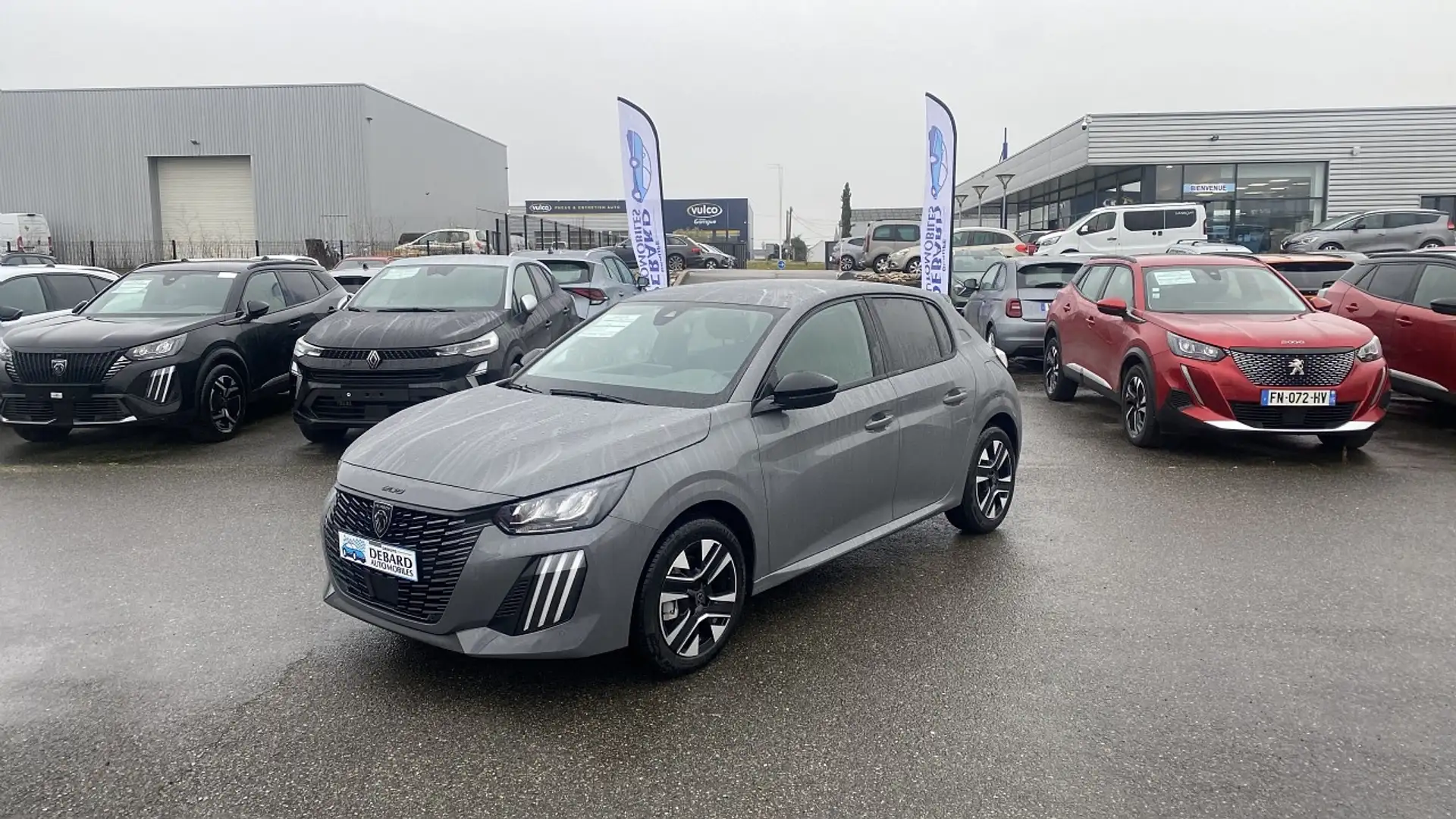 Peugeot 208 1.2 PURETECH 100CH S\u0026S ALLURE Gris - 1