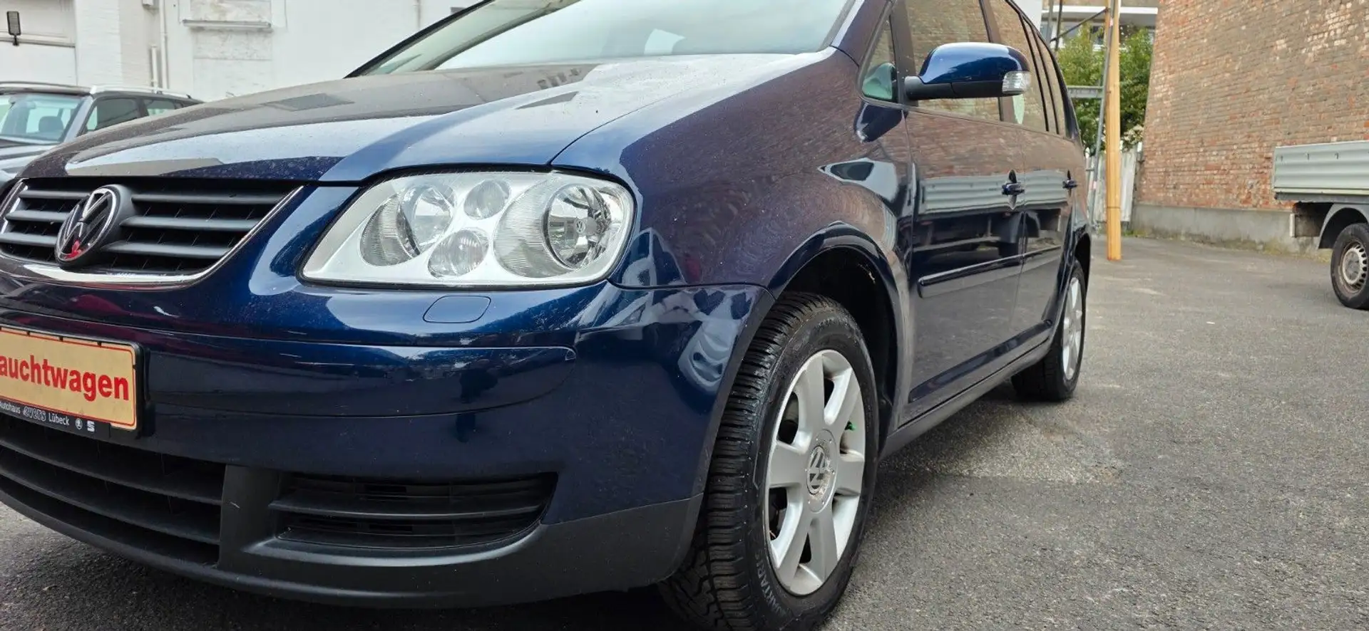 Volkswagen Touran 1.9 TDI --TÜV Neu--5 Sitzer-- AHK--TOP Blau - 1
