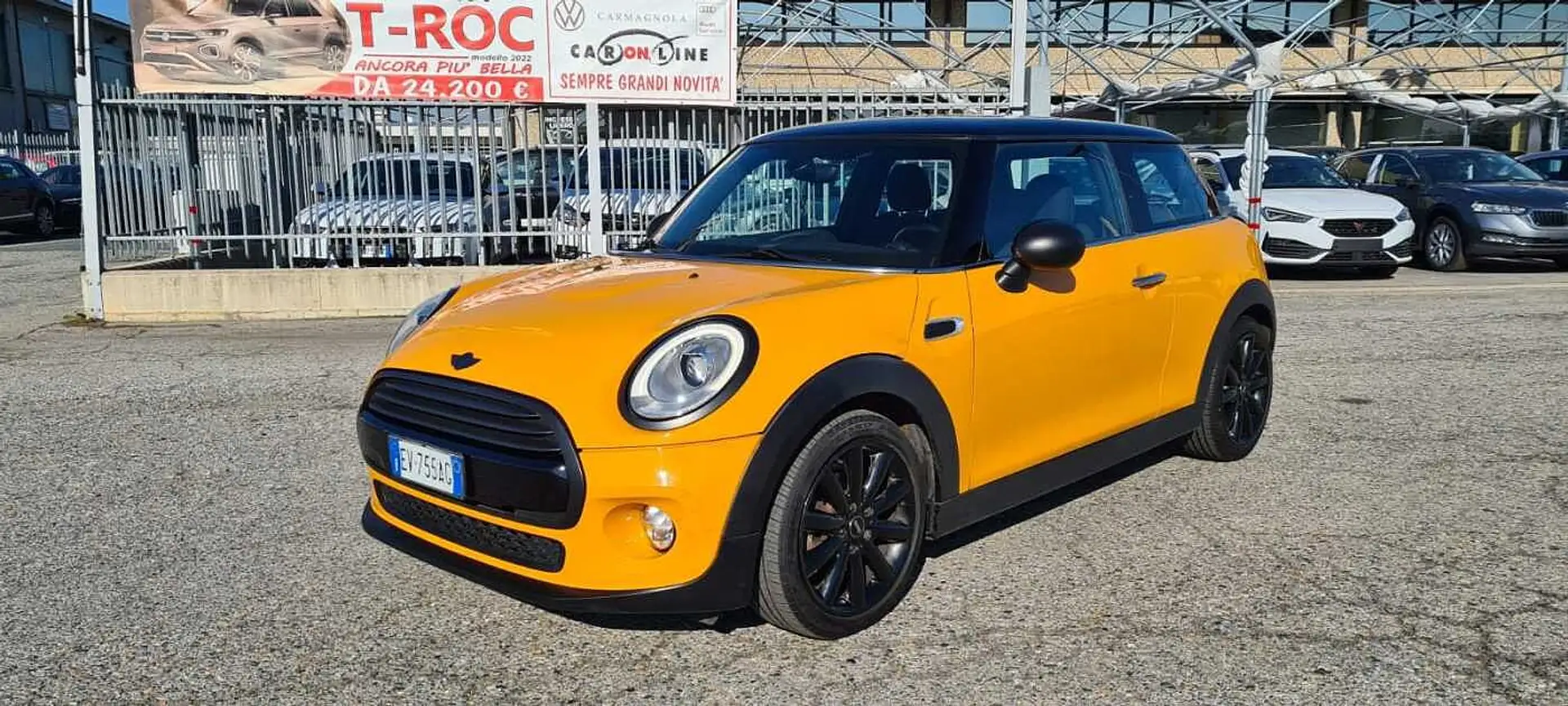 MINI Mini Mini 1.5 Cooper 'NO VINCOLI FINANAZIARI' Naranja - 2