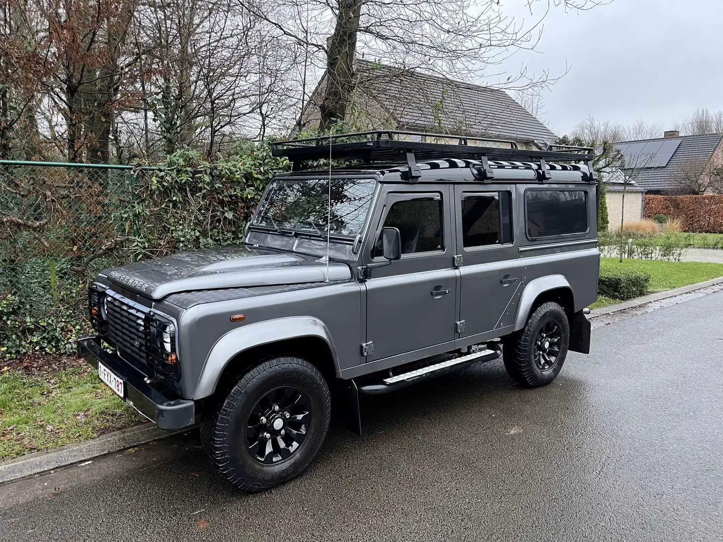 Land Rover Defender Defender 110 DPF Station Wagon Grijs - 1
