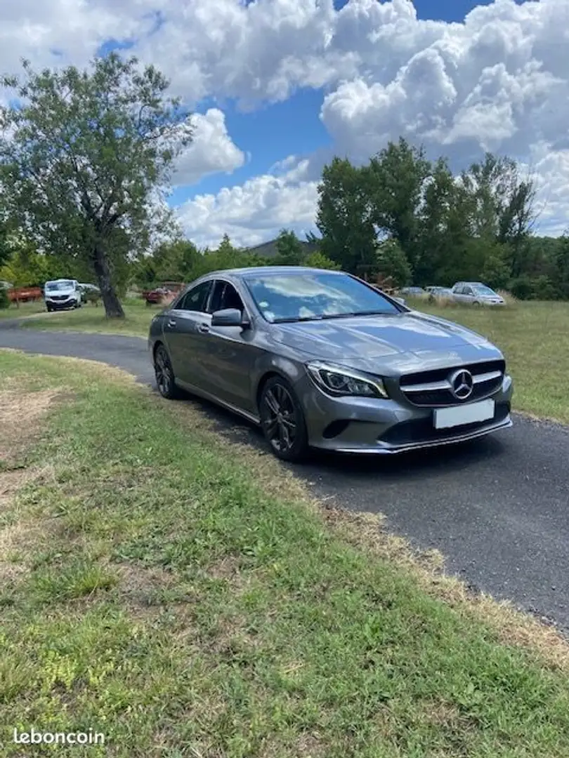 Mercedes-Benz CLA 200 Classe Mercedes 200d sensation 7g-dct Gris - 2