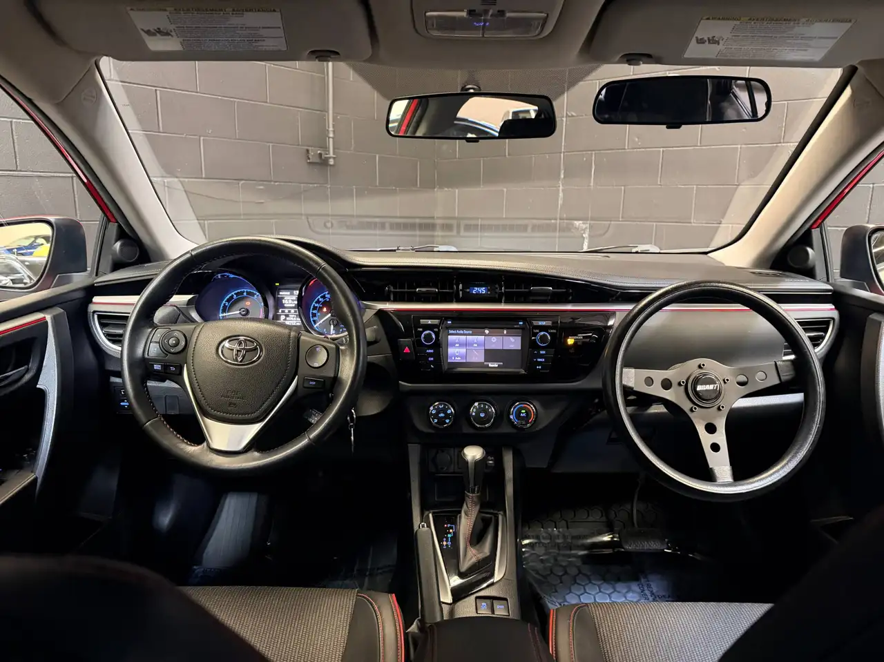 Toyota Corolla снимка Toyota Corolla