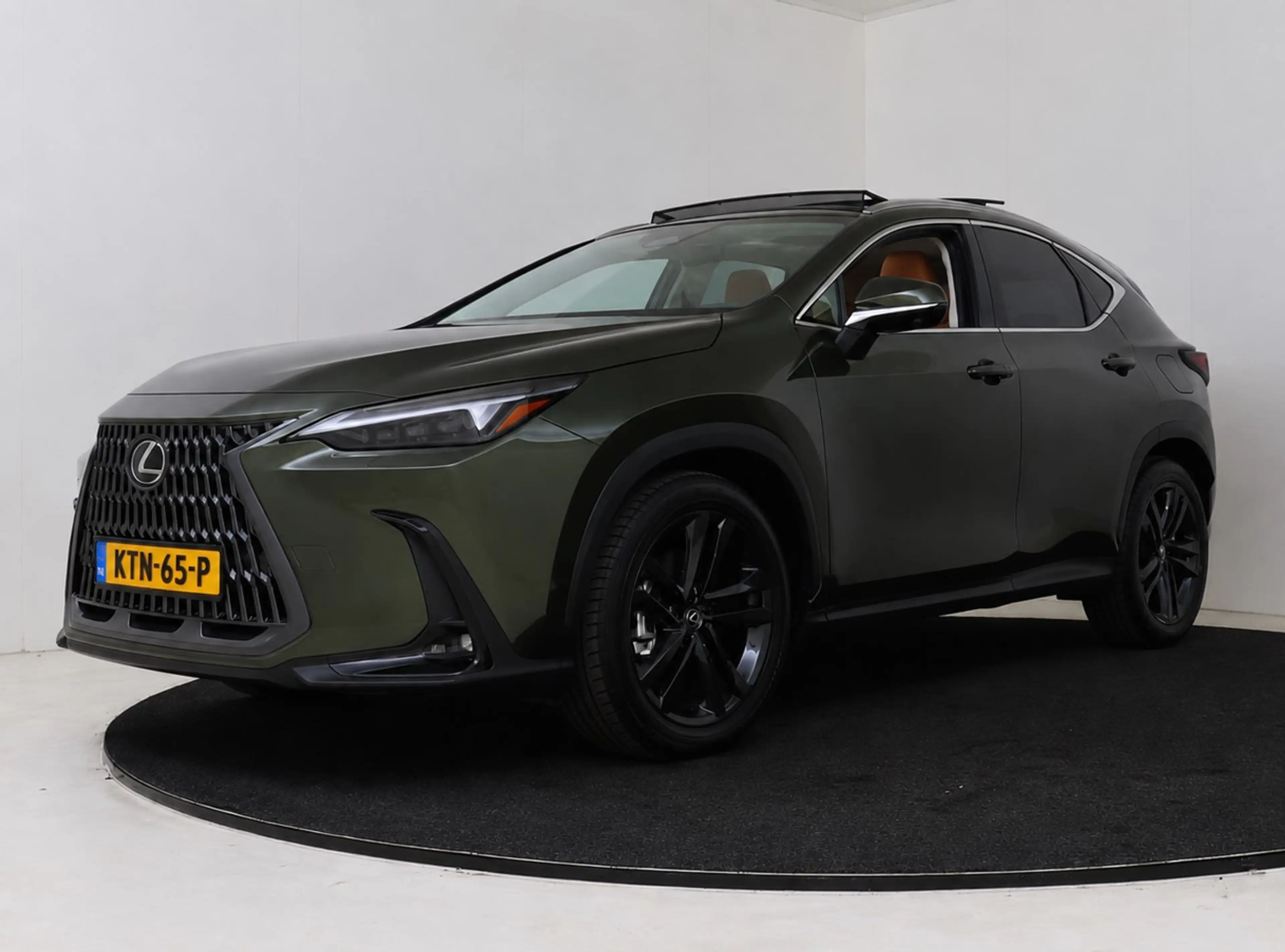 Lexus NX 450h+ AWD 35th Edition | Panoramisch Schuifdak | 20" LM