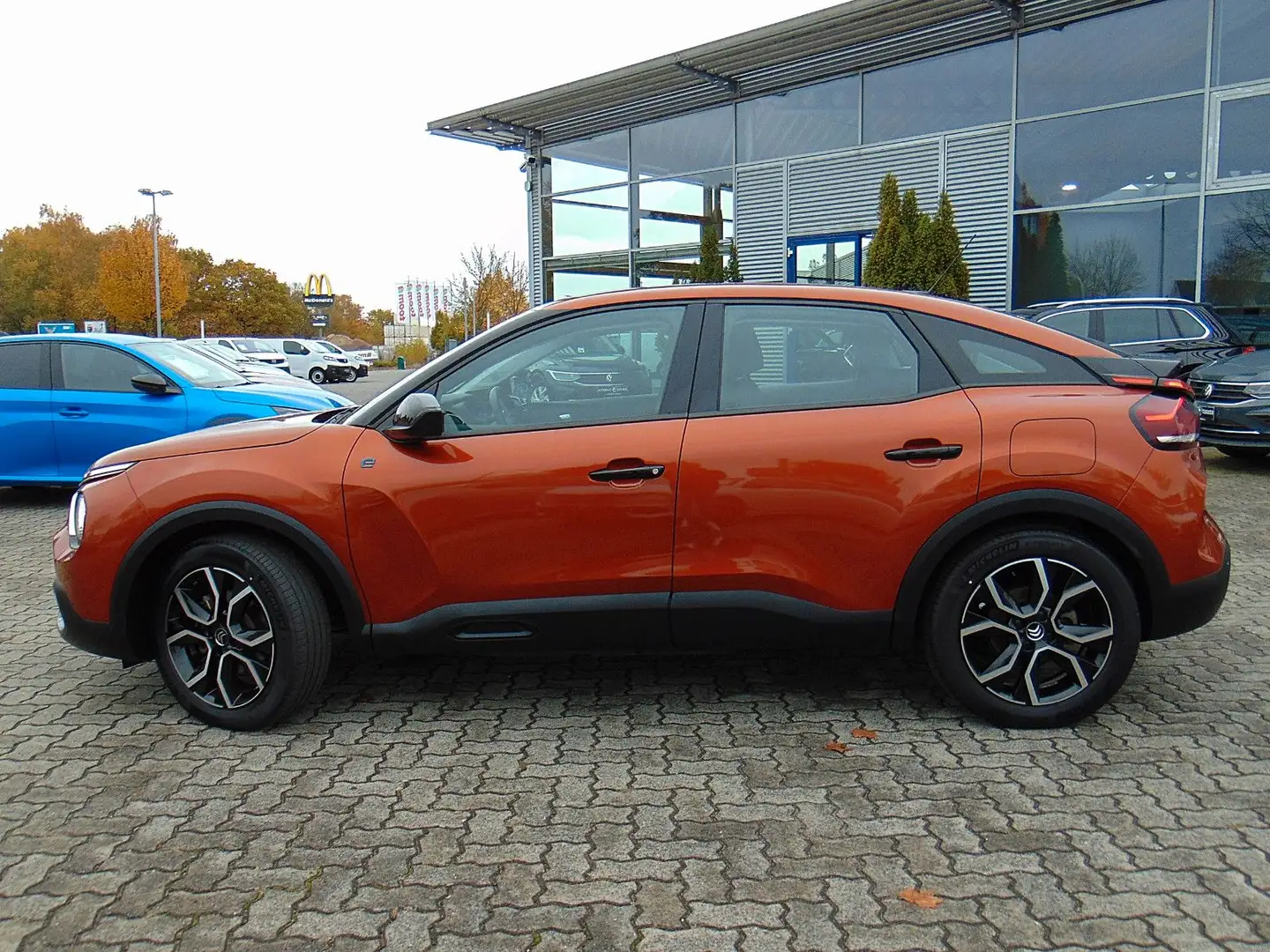 Citroen C4 ë- Feel Orange - 2