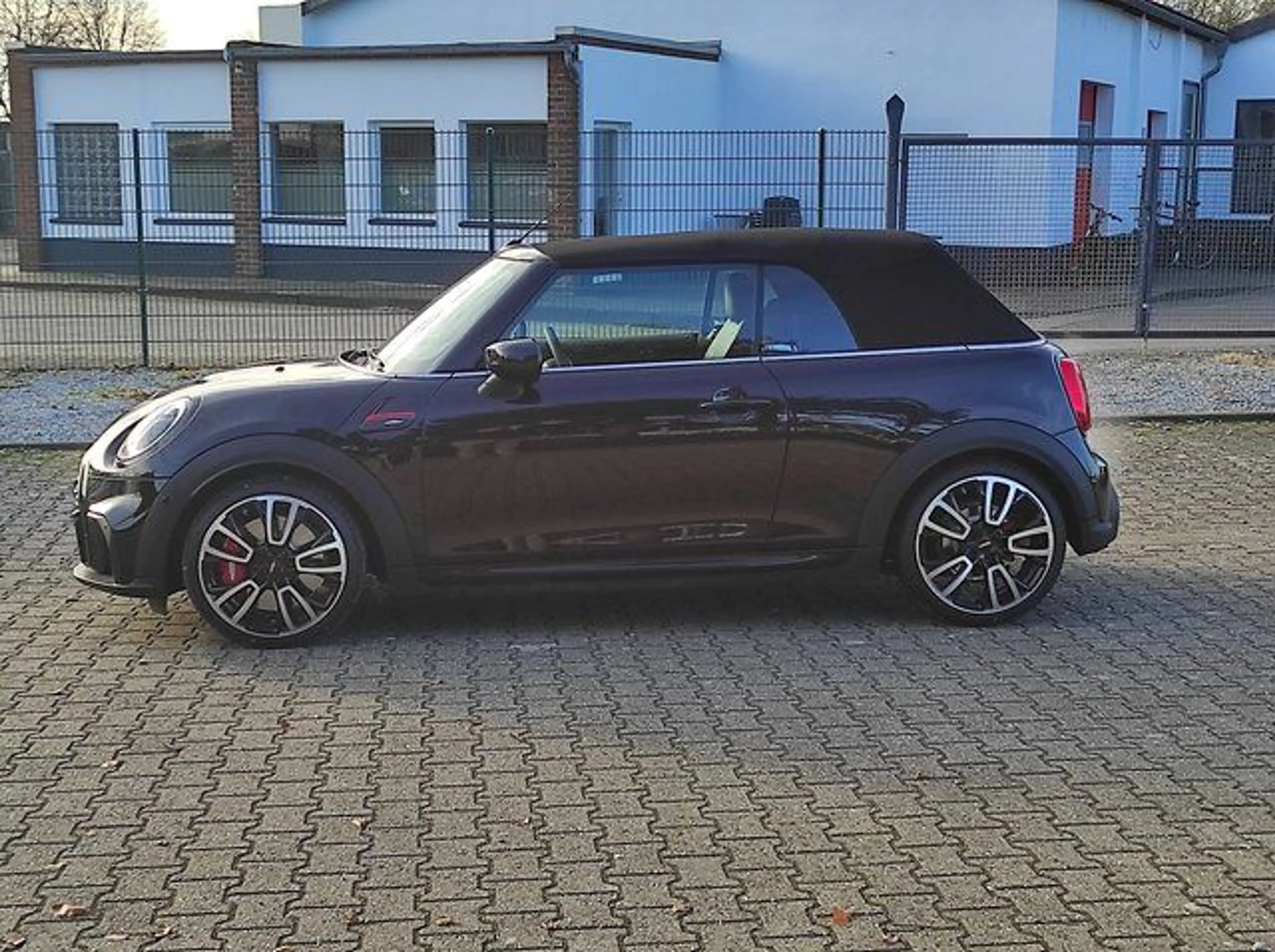 MINI John Cooper Works Cabrio — photo 8