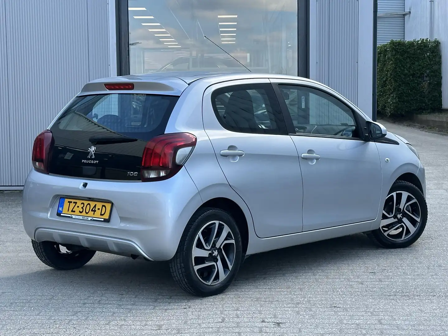Peugeot 108 1.2 VTi Allure | Airco/Camera/LM Velgen/Speedlimit Grigio - 2