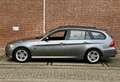 BMW 318 3-serie Touring 318i Business Line Grau - thumbnail 3