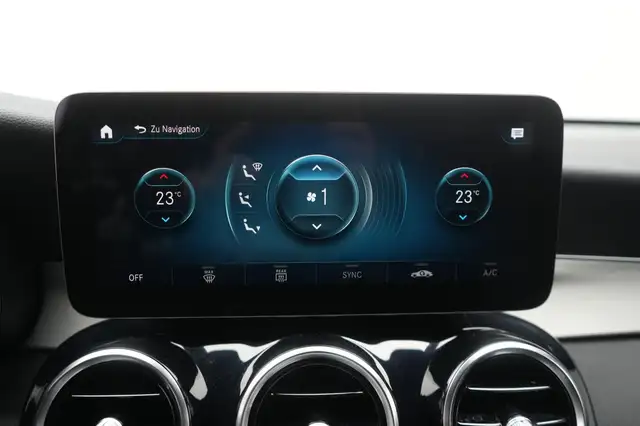 Mercedes-Benz GLC view 15