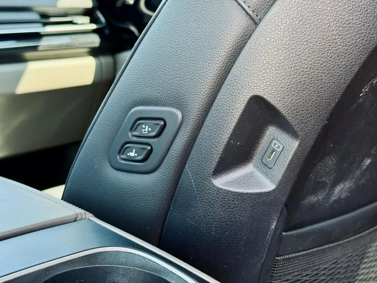 Kia Carnival снимка Kia Carnival