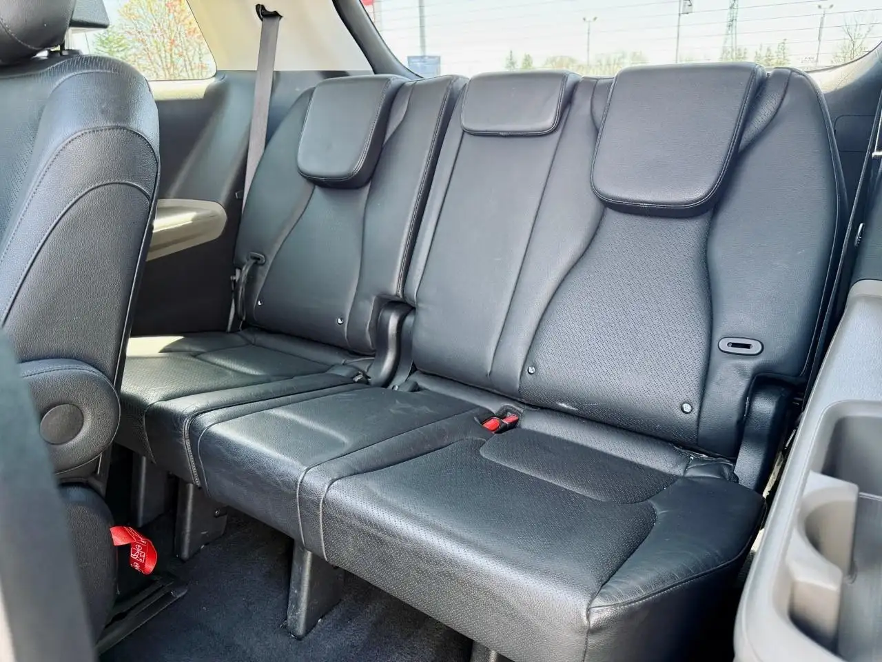 Kia Carnival снимка Kia Carnival