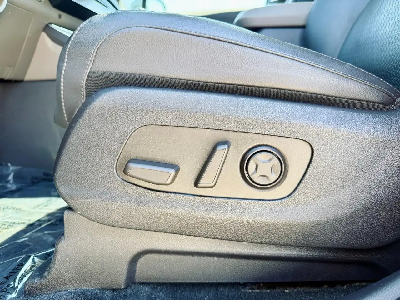 Kia Carnival снимка Kia Carnival