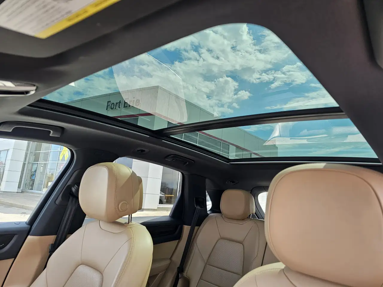 Porsche Cayenne снимка Porsche Cayenne