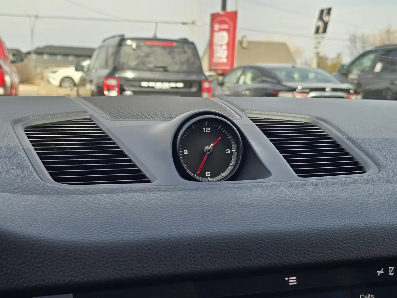 Porsche Cayenne снимка Porsche Cayenne