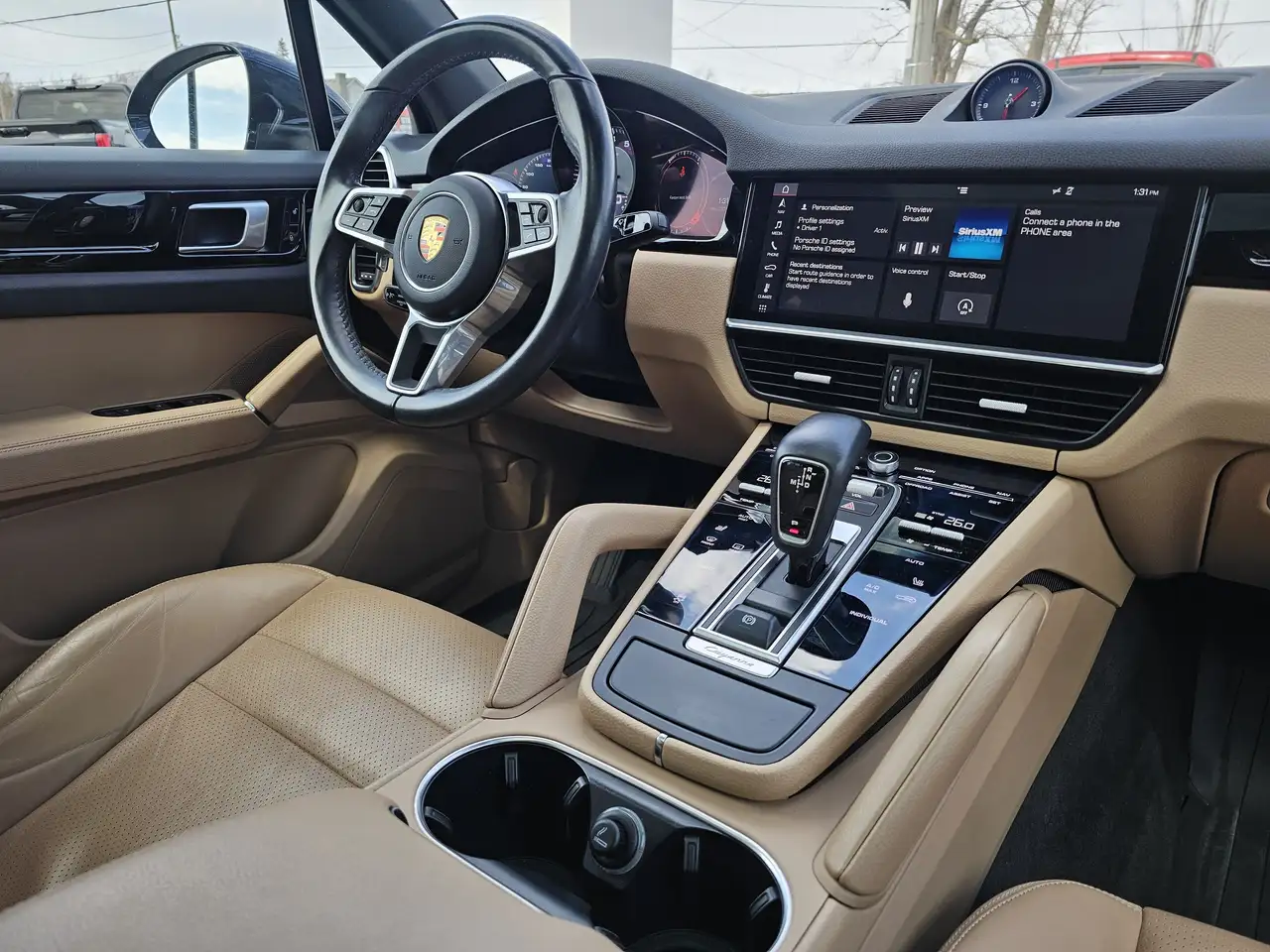 Porsche Cayenne снимка Porsche Cayenne
