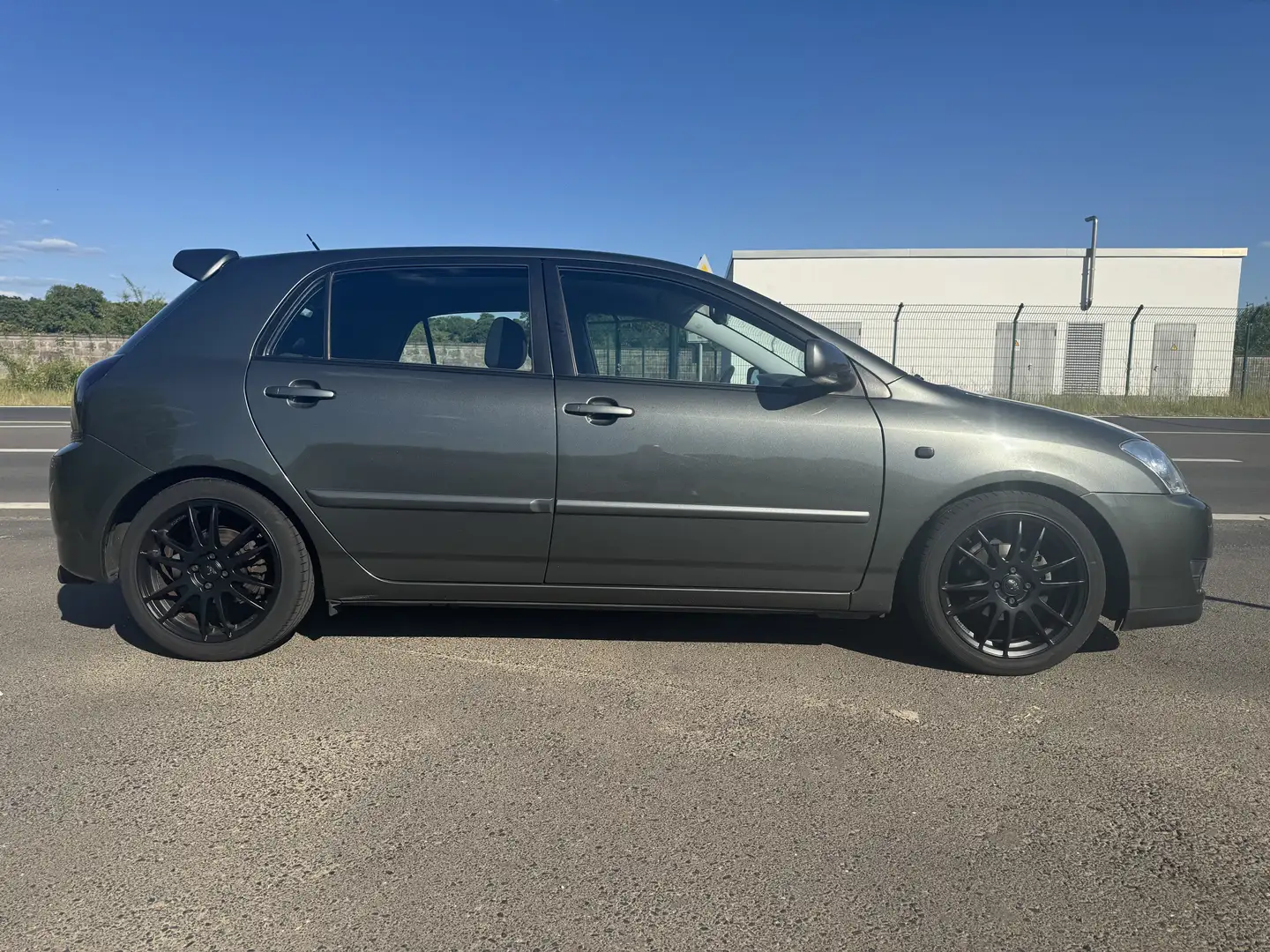 Toyota Corolla 1.6 VVT-i Sol - 1