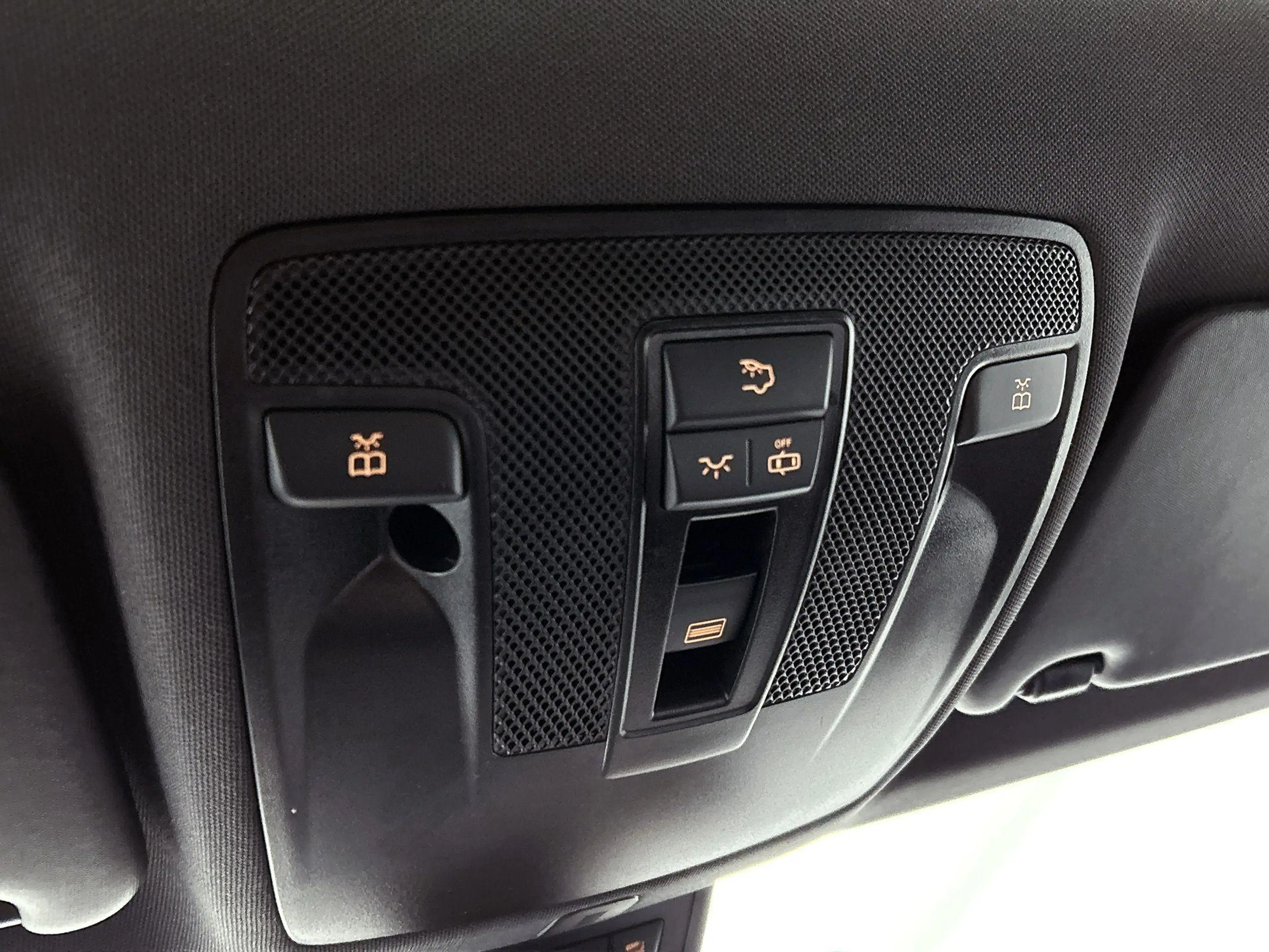 Mercedes-Benz CLA 200 Prestige | WORDT VERWACHT | PANORAMADAK | ACHTERUI — photo 12