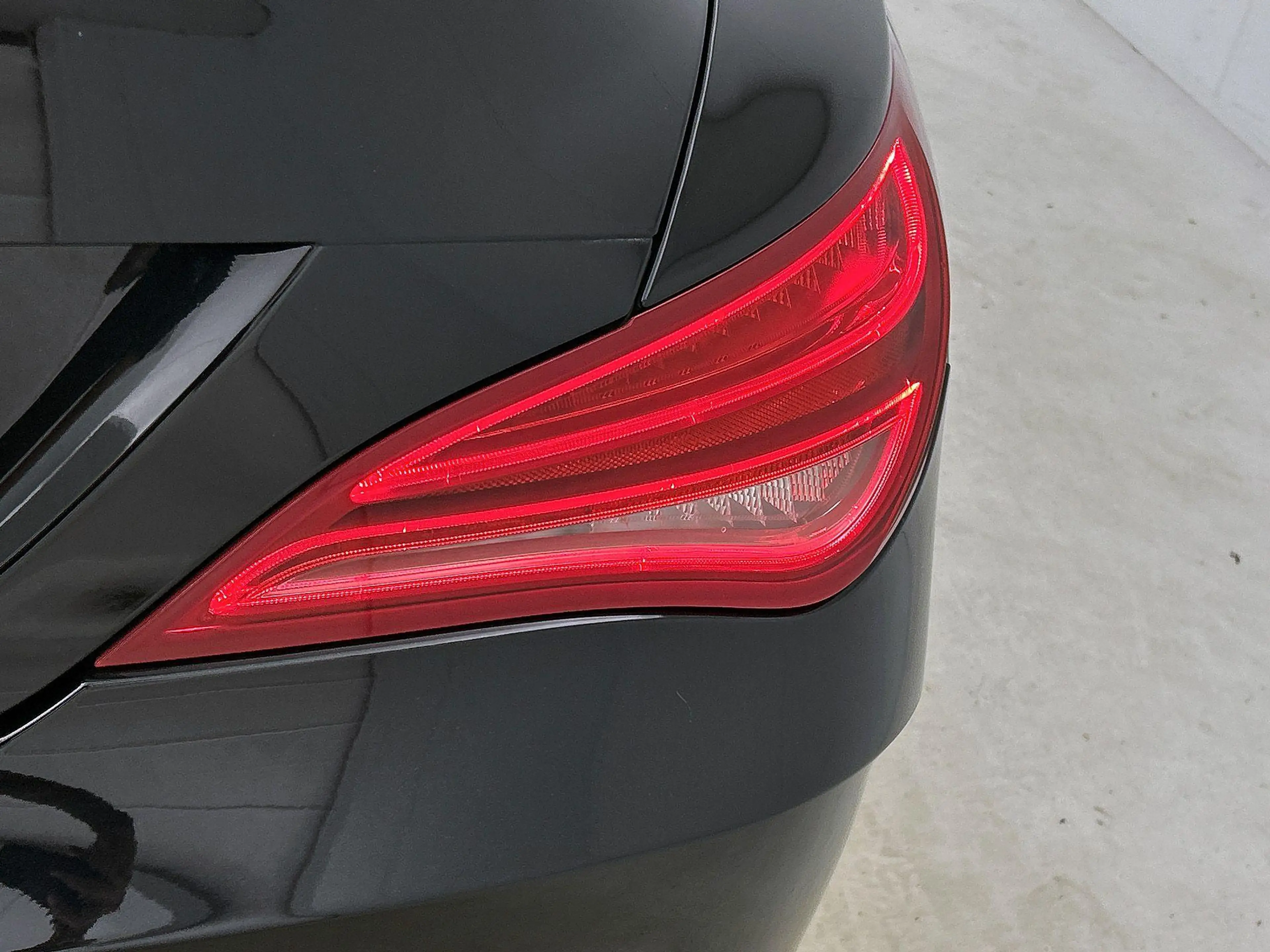 Mercedes-Benz CLA 200 Prestige | WORDT VERWACHT | PANORAMADAK | ACHTERUI — photo 14