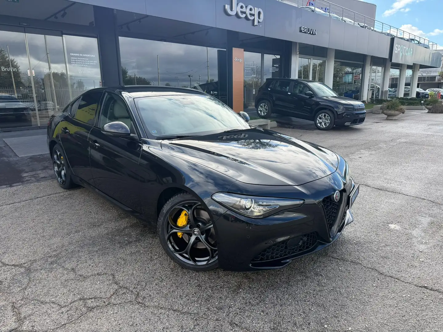 Alfa Romeo Giulia Giulia 2016 2.2 t B-Tech 160cv auto Nero - 2