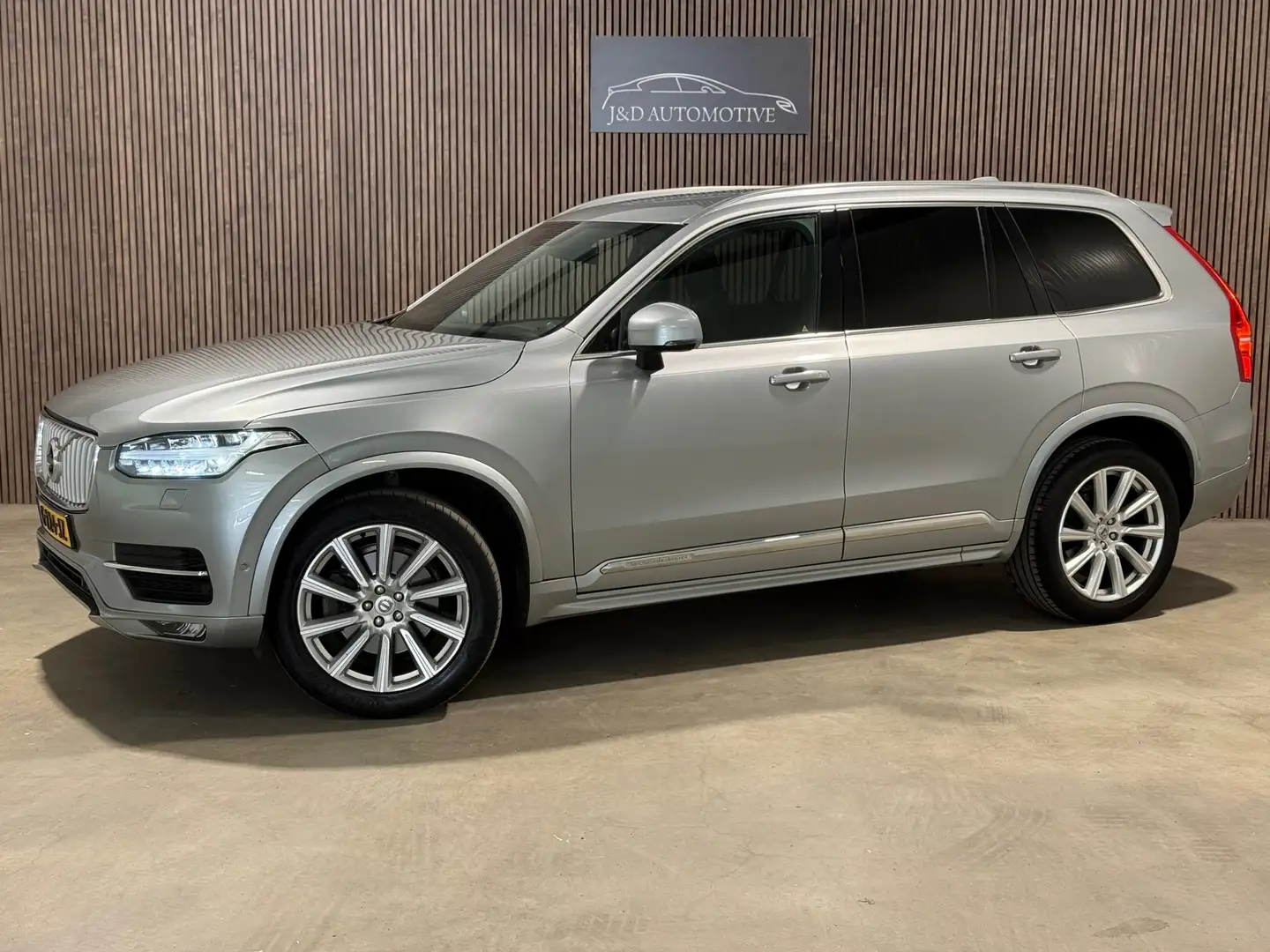Volvo XC90 2.0 T6 AWD Inscription 2019 LED LEDER CAMERA NAVI Grijs - 1