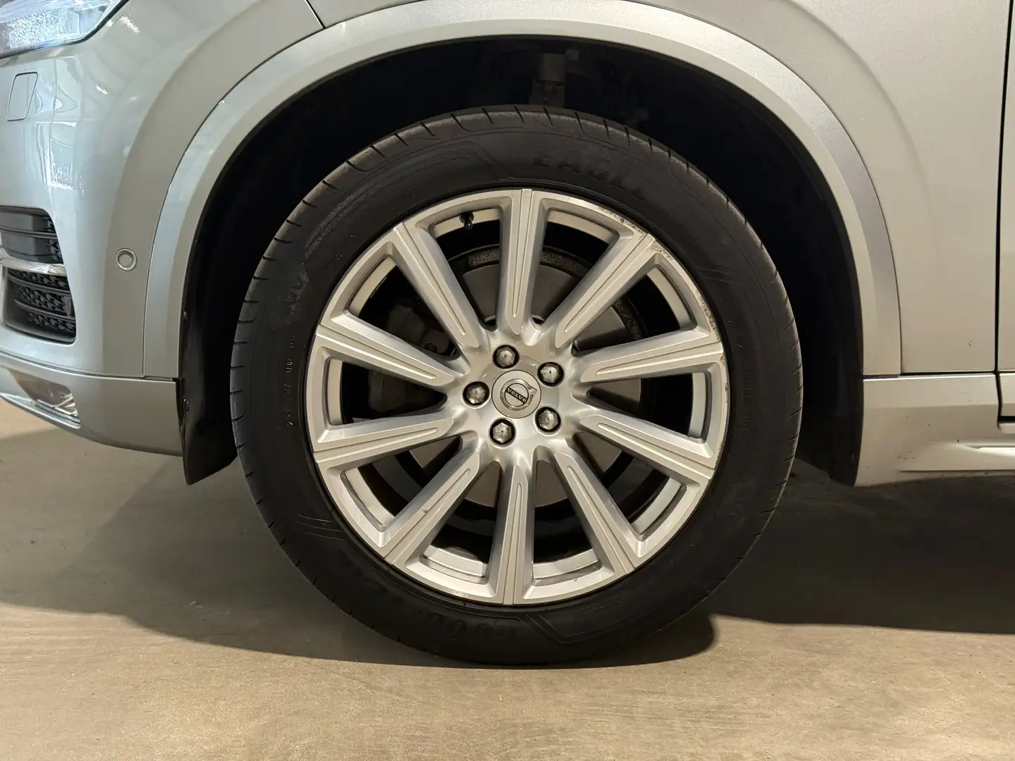 Volvo XC90 2.0 T6 AWD Inscription 2019 LED LEDER CAMERA NAVI Grijs - 2