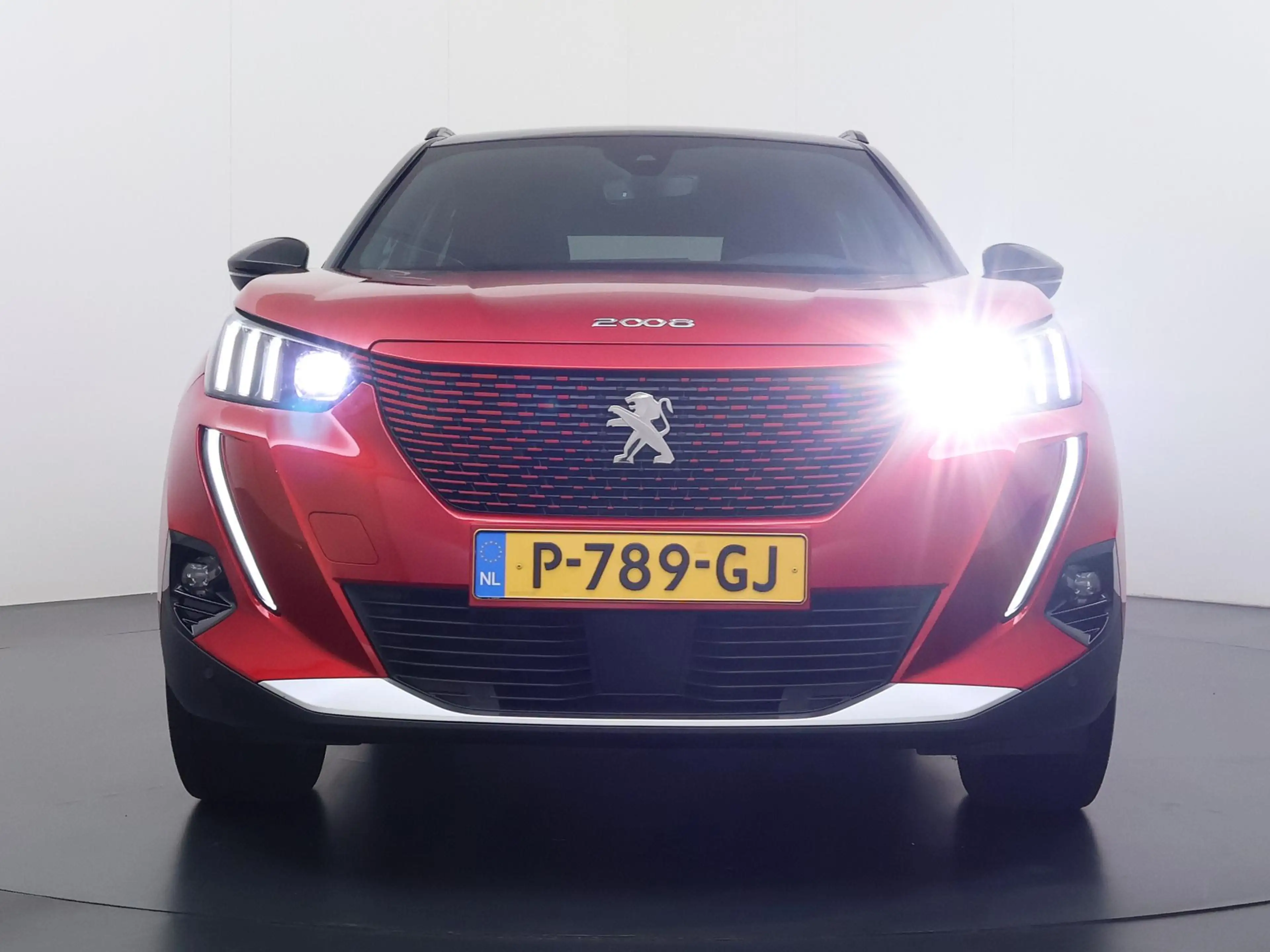 Peugeot e-2008 GT Pack 50 kWh | Navigatie | Camera achter | Parke — photo 3