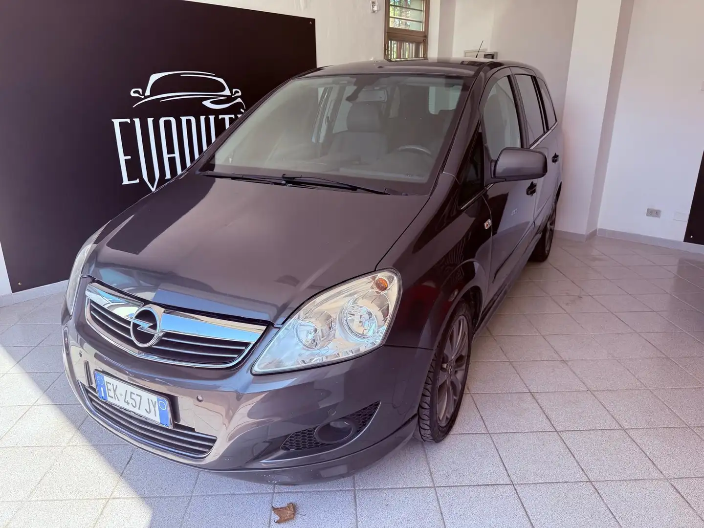 Opel Zafira Zafira 1.6 t. Cosmo ecoM 150cv Grigio - 1