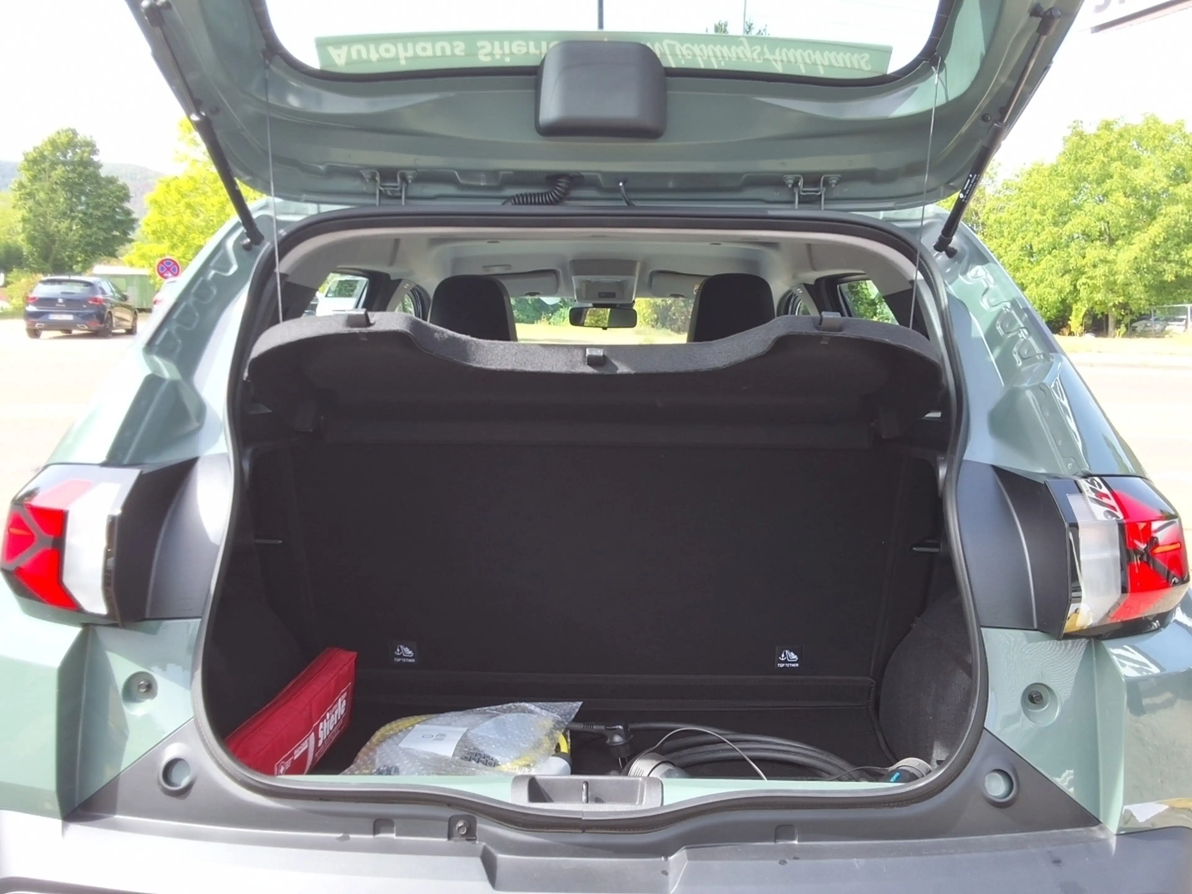 Dacia Spring Extreme electric 100 — photo 13