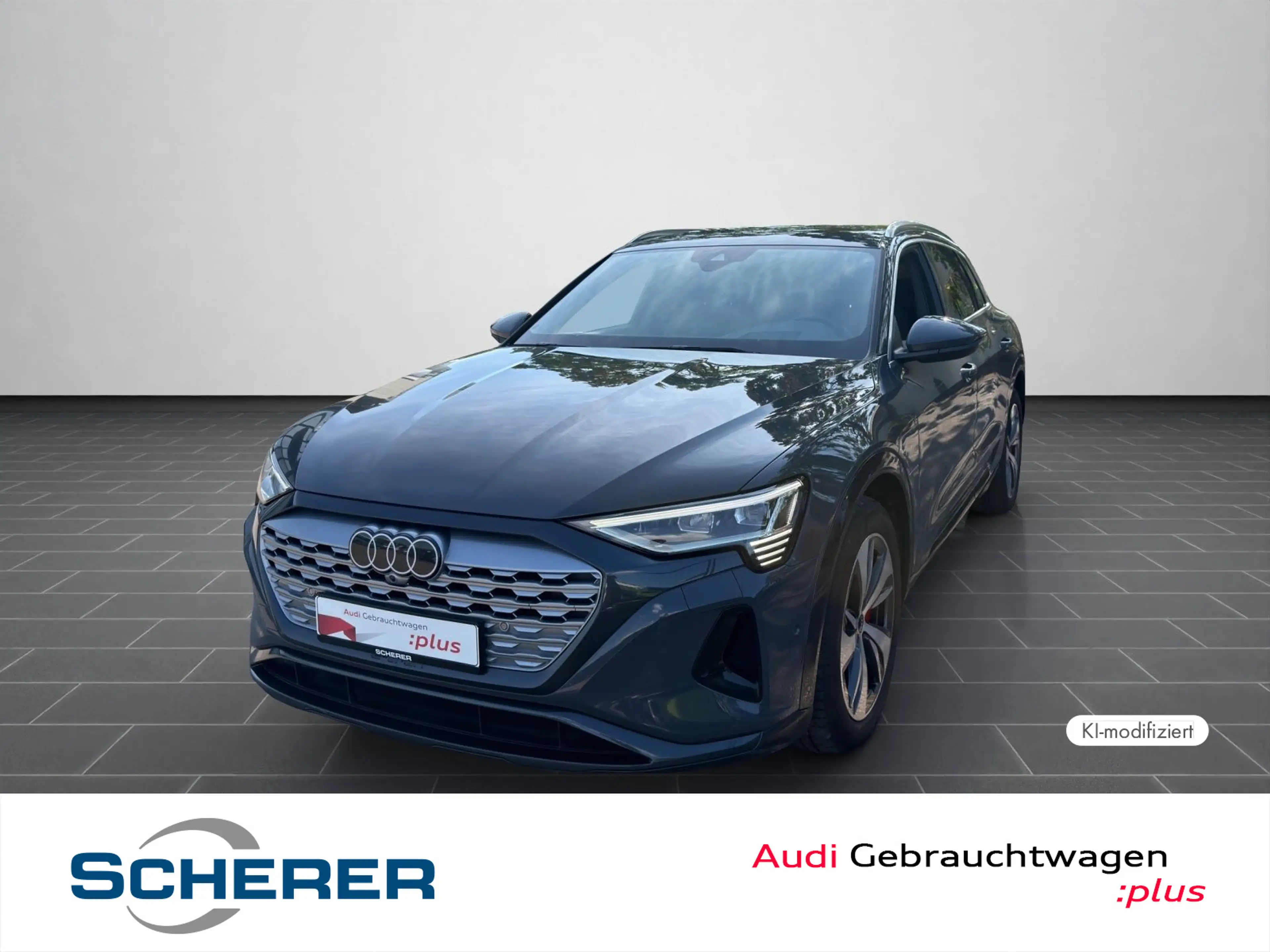 Audi Q8 e-tron 50 quattro advanced MATRIX HUD