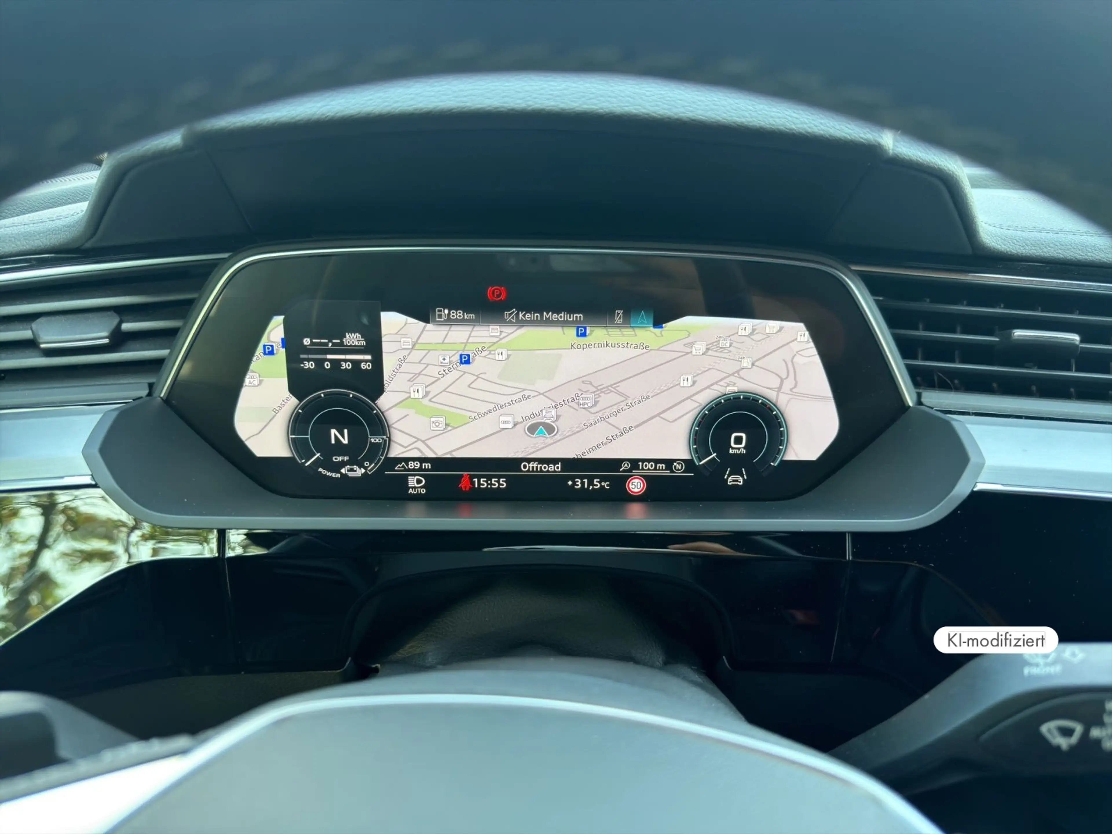Audi Q8 e-tron 50 quattro advanced MATRIX HUD — photo 10