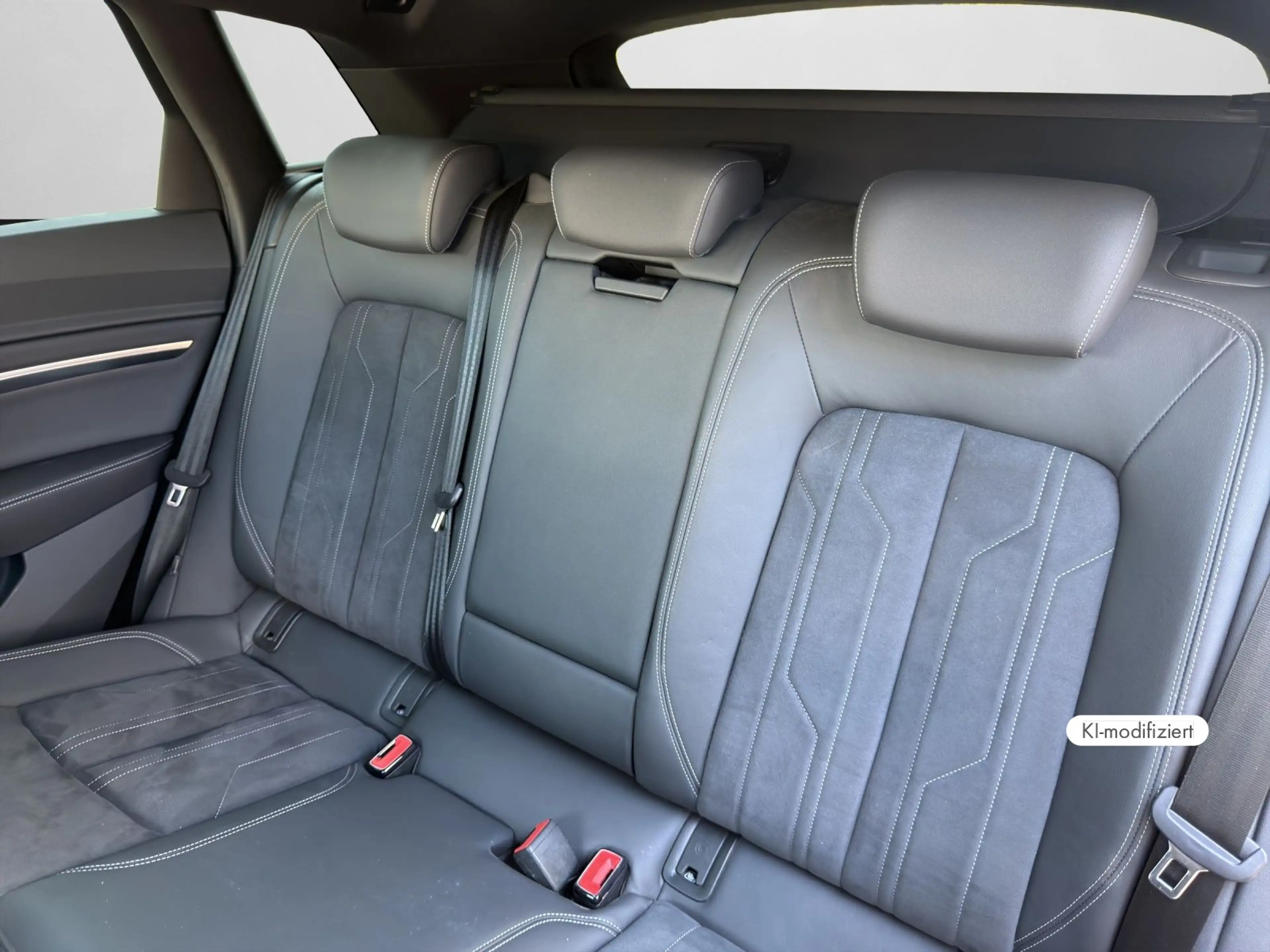 Audi Q8 e-tron 50 quattro advanced MATRIX HUD — photo 14