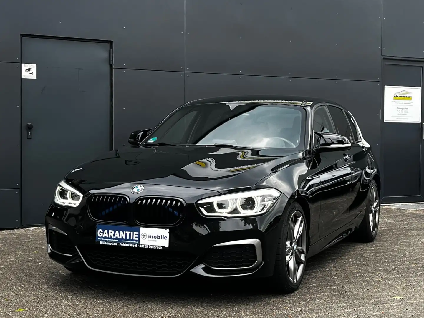 BMW 140 1er Lim. xDrive B58/ H&K/ Insp. neu/ MHD Schwarz - 2